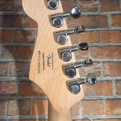 Squier Mini Stratocaster V2 Laurel Fretboard Black image 13