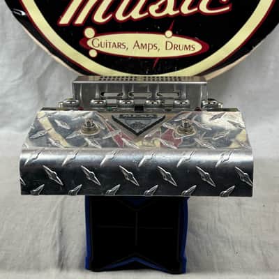 Mesa Boogie V-Twin Guitar Tube Preamp Pedal image 3