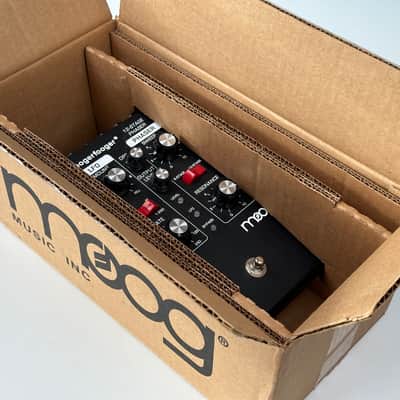 Moog MF-103 Moogerfooger 12-Stage Phaser 1999 - 2018 - Black image 8