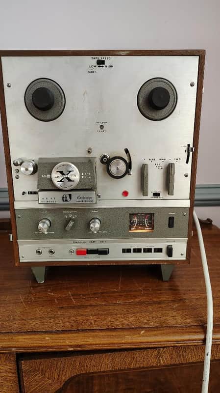 Akai X 1800SD reel to reel / 8 track in very good condition serviced - 1970's image 1