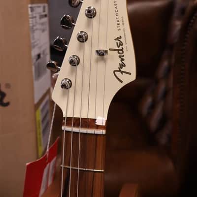 Fender Limited Edition Vintera '60s Stratocaster Olympic White (Used) image 3