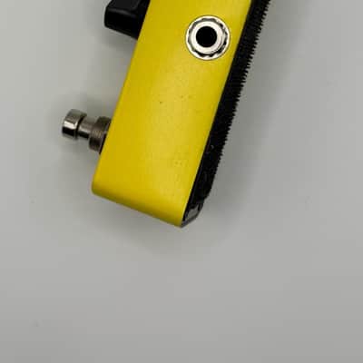 Donner Yellow Fall Delay Pedal (Used) image 2