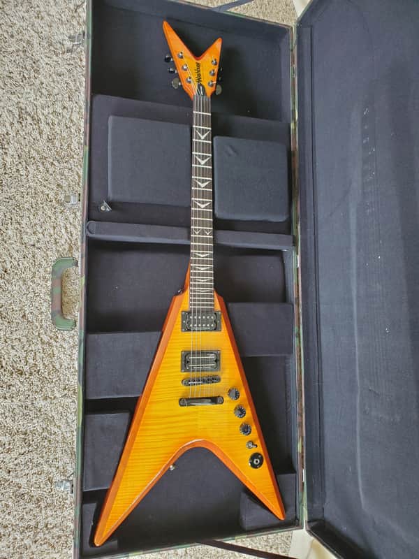 2004 Washburn Dime V Pro Carmel Burst Dimebag | Reverb