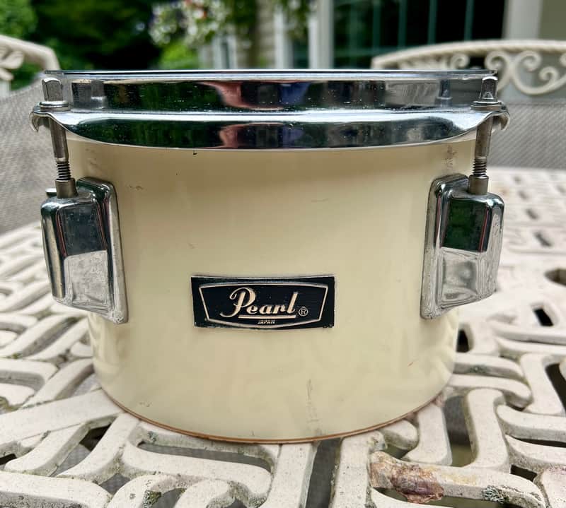 8” Pearl fiberglass concert tom drum image 1
