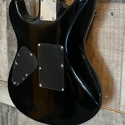 Dean Avalanche Ultra 7 - 1990s - Black image 9