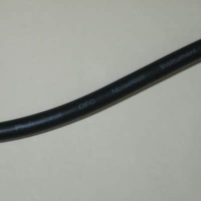 lightly used genuine Fender instrument cable, 10 feet, black PVC - Professional OFC (oxygen-free copper) Noiseless Instrument Cable (1/4" Straight TS Male to 1/4"Straight TS Male plugs) image 7