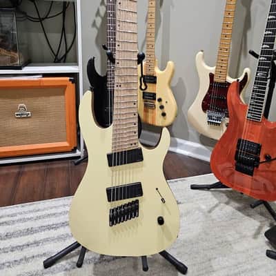 Kiesel DCM8 8 string - Creme image 1