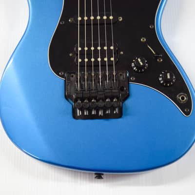 Fender Prodigy II with Rosewood Fretboard 1992 - Lake Placid Blue image 3