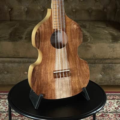 Kala KA-ATP-CTG Solid Cedar Top Acacia Ukulélé Ténor + Housse