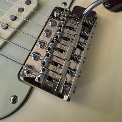 Fender John Mayer Stratocaster — Many extras — 2011 — Olympic White image 13