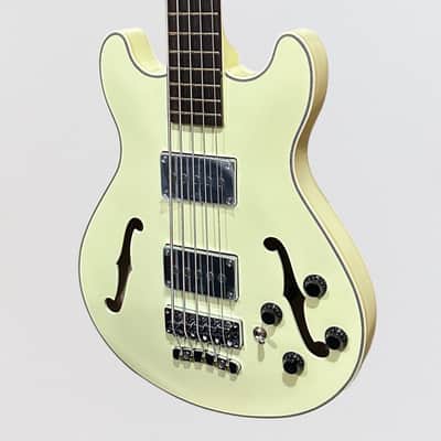 Warwick RockBass Star Bass 5-string Hollowbody Electric Bass - Solid Crème White image 3