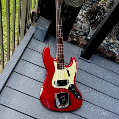 Fender Jazz Bass 1964 - a stunning January '64 Candy Apple Red Metallic example w/Green'gard & Clay Dots ! image 2