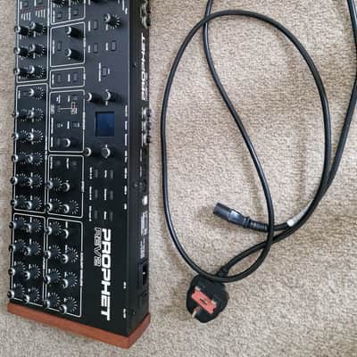 Dave Smith Instruments Prophet Rev2 Desktop 8-Voice Polyphonic Synthesizer 2017 - 2018 - Black image 5