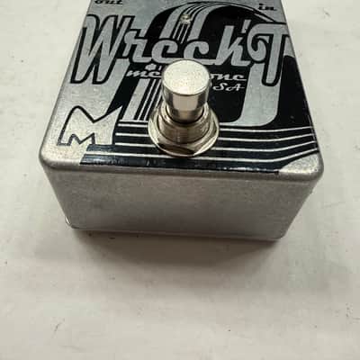 Menatone USA Wreck’t Preamp Overdrive Guitar Effect Pedal + Original Box image 4
