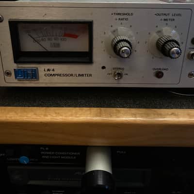 Urei LA-4 Compressor Limiter Pair 1970s - Silverface image 3