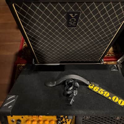 Vox V1241 Kensington Bass 22-Watt 1x15" Bass Combo 1968 - Black image 9