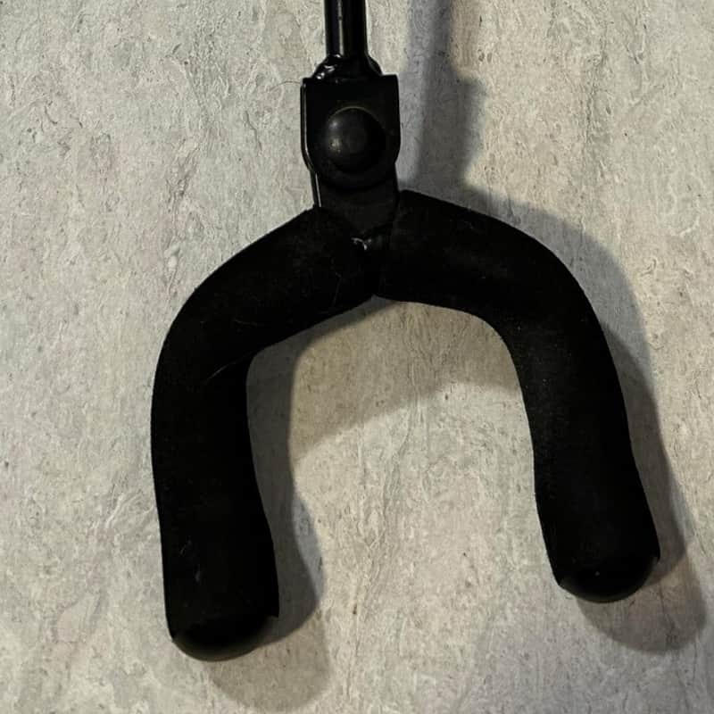 2020 On-Stage 12″ Guitar Hangars w/Swivel head Black