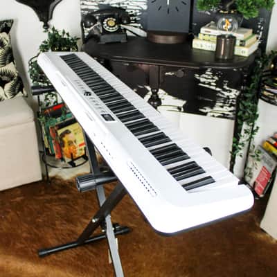 Preowned 88-Key Digital Keyboard - White w/ Carry Bag, Power Supply, Sustain Pedal, Headphones & Stand image 2