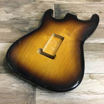Made to Order - FRANCHIN Mercury F guitar body Relic Aged 100% Nitro Lacquer (Sunburst/ Black/ White/ Blue/ Green/ Yellow/ Red/ Pink/ Burgundy/ Purple/ Gold/ Silver, etc.) Basswood Poplar Stratocaster-Strat-S-Style F-hole Thinline Made in Italy image 15