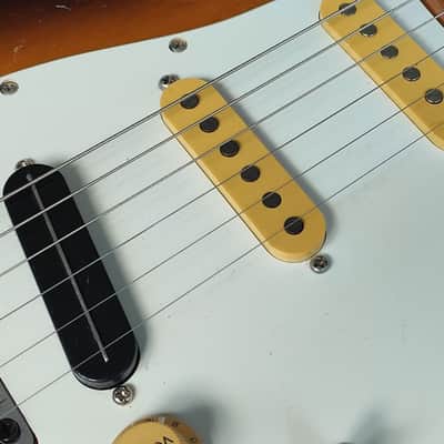 1983 Tokai ST-60 Goldstar Sound '54 Reissue Stratocaster (Brown Sunburst) image 4