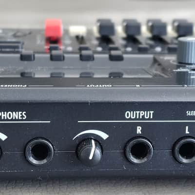 Zoom R8 Recorder image 4