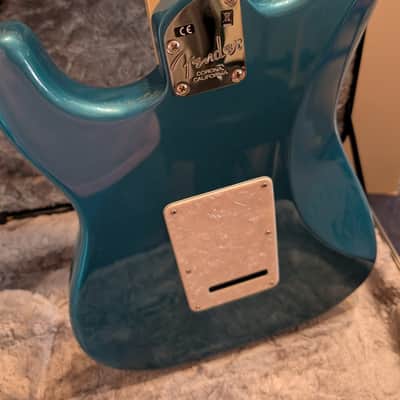 Fender American Elite Stratocaster Electric Guitar image 9