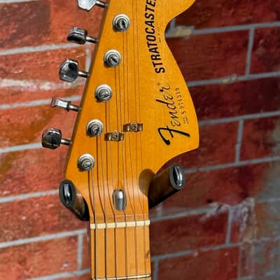 Fender Stratocaster International Color 1980 - a screamin Graffiti Yellow Ltd. Run Strat ! image 5