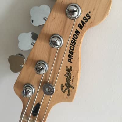 Squier - Affinity Precision Bass PJ with Maple Fretboard 2020 - Present - Black image 5