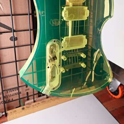 B.C. Rich Acrylic Series Mockingbird 1999 - Translucent Green image 9
