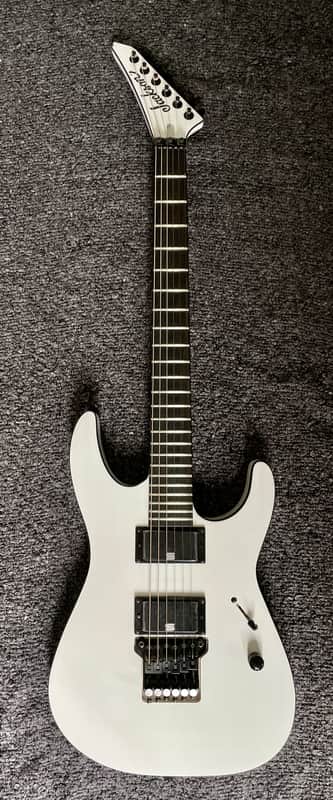 Jackson Pro Mick Thomson Signature Soloist SL2 White image 1