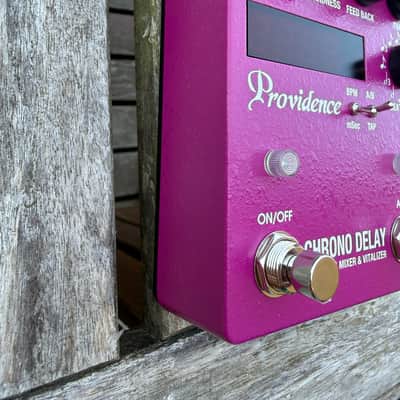 Providence Chrono Delay 2010s - Pink image 2