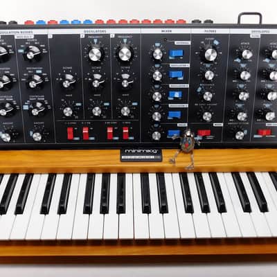 Moog Minimoog Voyager Old School Synthesizer + OVP + Fast Neuwertig + 1,5Jahre Garantie image 8