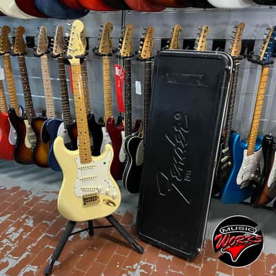 Fender 1982 Stratocaster The Strat Arctic White True Vintage image 10