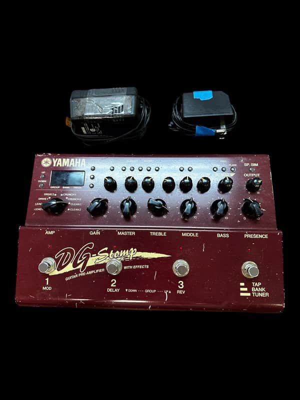 Yamaha DG Stomp 2000s - Red X5655 image 1