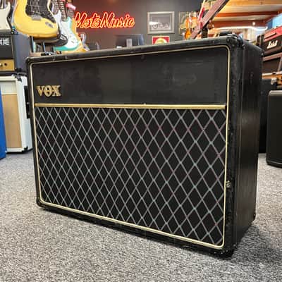 Vox AC-30/6 Twin 3-Channel 30-Watt 2x12" Guitar Combo 1963 - 1965 - Black with Brown Diamond Cloth image 8