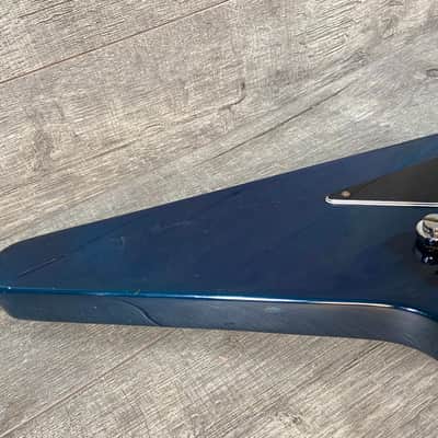 Gibson Flying V Bass 1981 Transparent Blue image 7