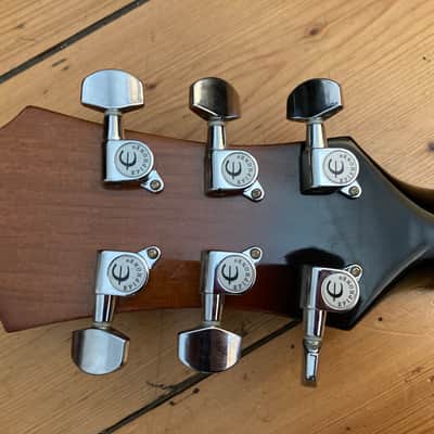 Epiphone AJ-15 NA Acoustic Guitar Advanced Jumbo Round Shouldered image 10