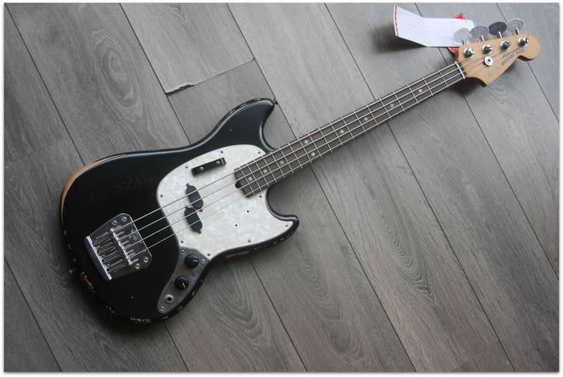 FENDER Justin Meldal-Johnsen Road Worn Signature Mustang Bass,  Black, 3 67 KG image 1