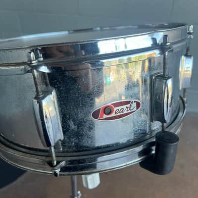 Vintage 60's Pearl 5.5x14" Chrome 8 Lug Snare Drum image 3