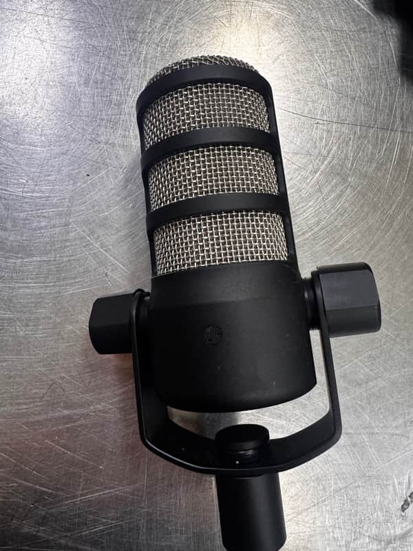 RODE PodMic Cardioid Dynamic Podcasting Microphone