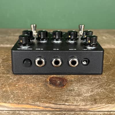 Keeley Dark Side Workstation V2 with Effect Order Switch 2016 - Present - Black image 7