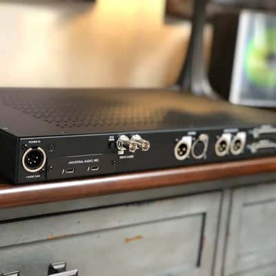 Universal Audio Apollo x16 Heritage Edition Thunderbolt 3 Audio Interface Black Lion Audio Mod 2/2 image 6