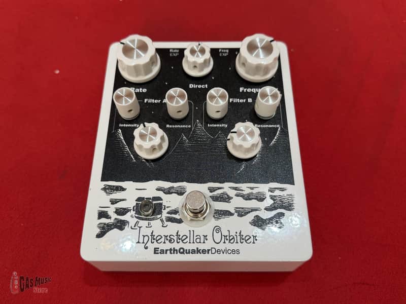 EarthQuaker Devices Interstellar Orbiter