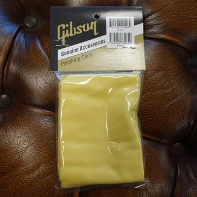 Gibson AIGG-925 Polish Cloth image 2