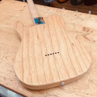 G&L ASAT Classic Electric Guitar image 6