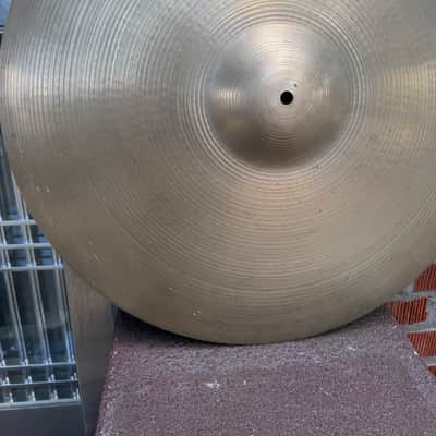 Zildjian Avedis 1970 22” Ride Heavy. Vintage image 7