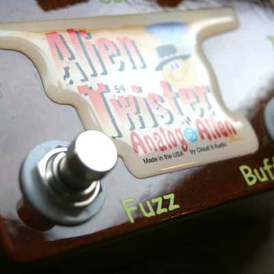 Analog Alien  "Alien Twister" image 5
