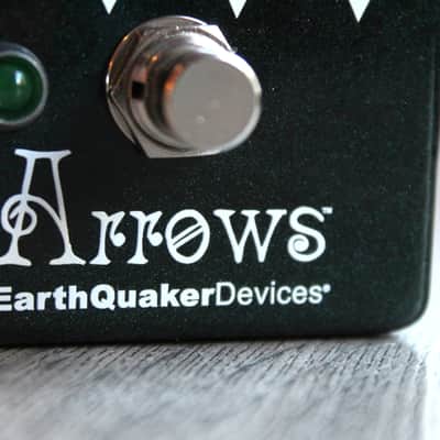 EarthQuaker Devices Arrows Preamp Booster V2 2017 - Present - Green Sparkle / White Print image 9