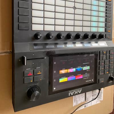 Akai Force Standalone Music Production / DJ Performance System 2019 - Black image 4
