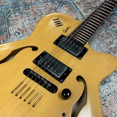 Godin Flat Five X - Natural Spruce Top image 5